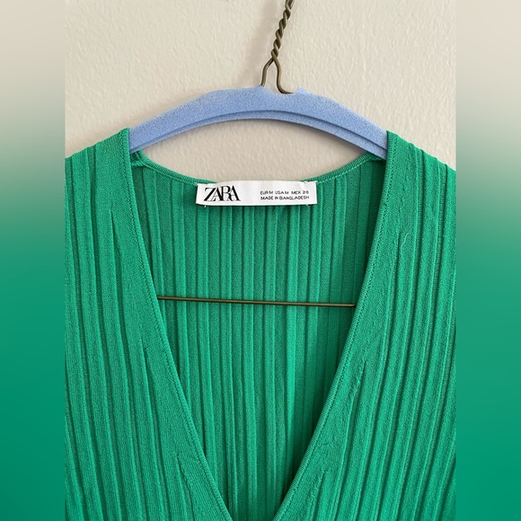 Zara Green Ribbed Knit Midi Dress. Size S perfect - Picture 11 of 14